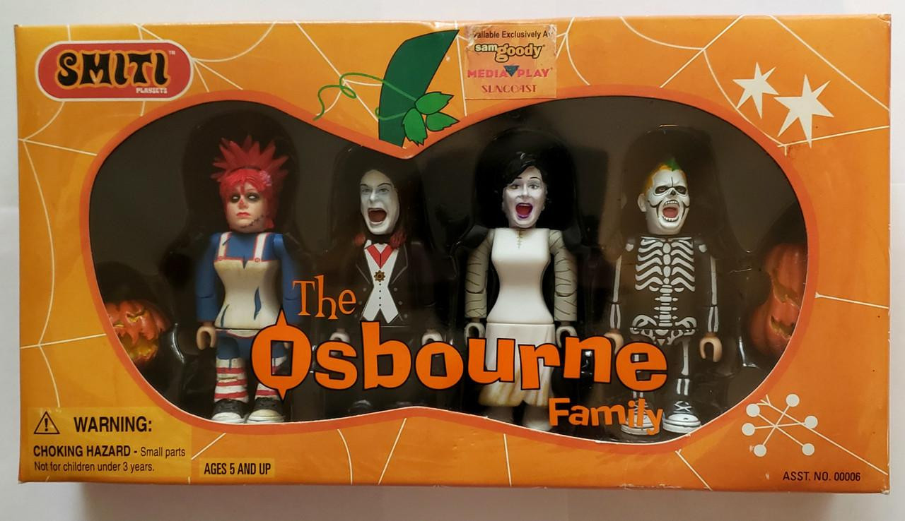 Smiti Playsets - The Osbourne Family Halloween Toy Figure Set