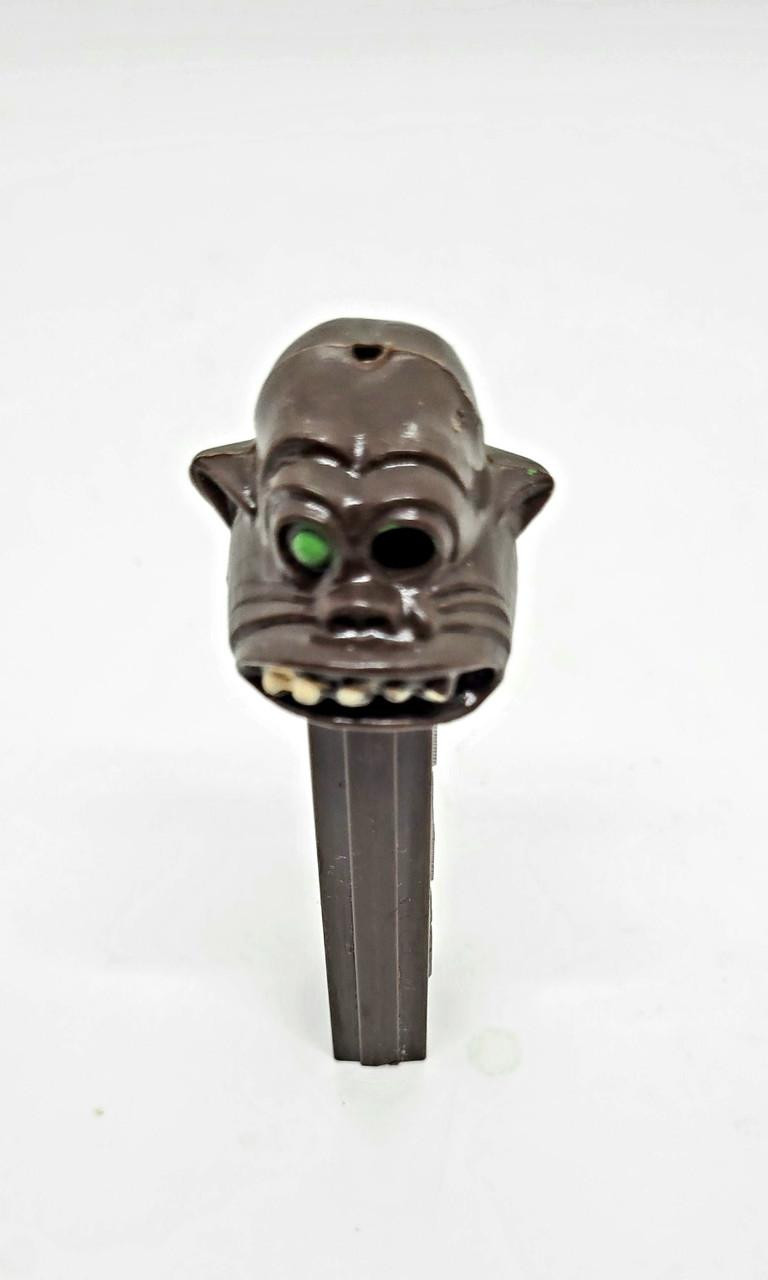 PEZ: GORILLA ONE GREEN EYE PEZ Dispenser No Feet AUSTRIA