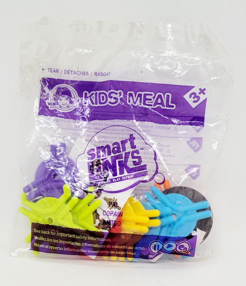 Wendy's Kids' Meal Toy 2011 Smart Links - Pal, colorful plastic interlocking links for children ages 3 and up.