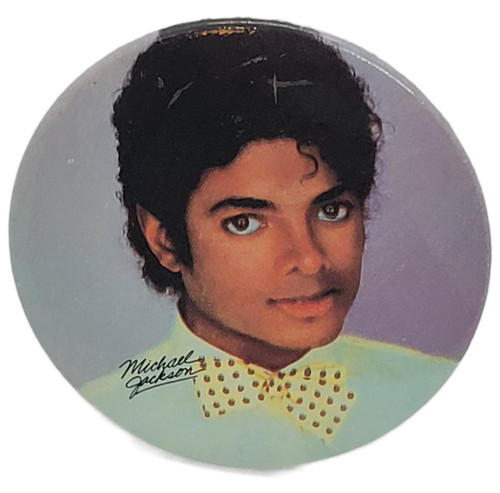 Michael Jackson Vintage Michael Jackson Portrait Pinback Button – 2.25", round vintage-style pinback button featuring a portrait of Michael Jackson in a white embellished shirt against a pastel background.
