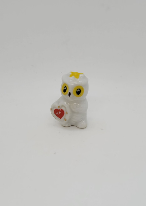 Vintage Little White Owl With Yellow Bow Holding Heart Figurine (B)