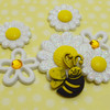 Dress It Up Embellishments-Daisy DIUBTN-1G5L5