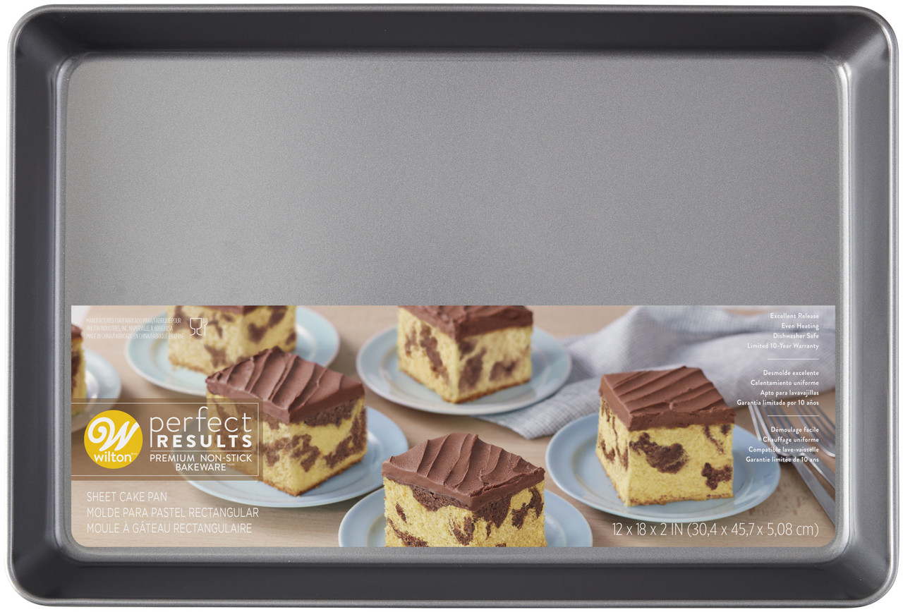 Wilton Perfect Results 13 X 9 Oblong Cake Pan With Cover