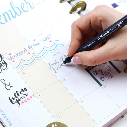 Tombow MONO Drawing Pen 0.5mm Tip-Black - 56402 Tombow MONO Drawing Pen 0.5mm Tip-Black - 56402