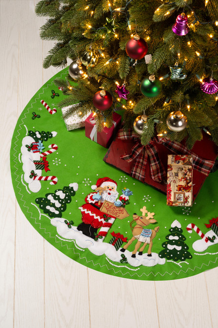 Bucilla Felt Tree Skirt Applique Kit 43" Round-North Pole This Way - 5A002DC8-1GGDF