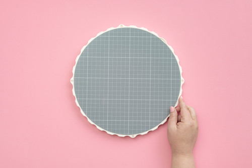 We R Memory Keepers Rotating Platform & Cutting Mat-10" - 60000776