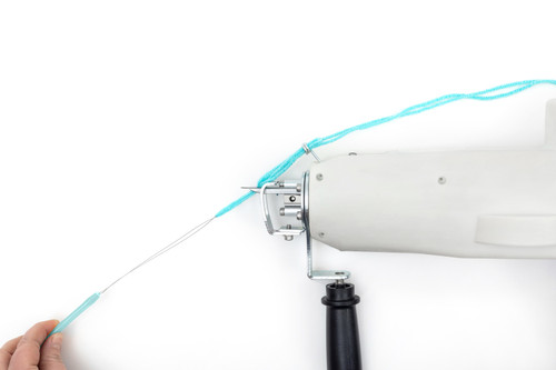 We R Memory Keepers Easy Tuft Tufting Tool- - 60000374 We R Memory Keepers Easy Tuft Tufting Tool- - 60000374