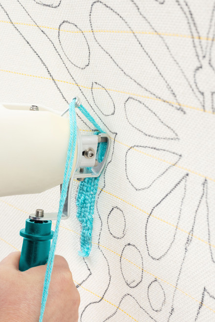 We R Memory Keepers Easy Tuft Tufting Tool- - 60000374 We R Memory Keepers Easy Tuft Tufting Tool- - 60000374