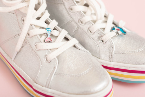 Colorbok Makit & Bakit Suncatcher Kit-Shoelace Charms 2/Pkg - TB-00049 Colorbok Makit & Bakit Suncatcher Kit-Shoelace Charms 2/Pkg - TB-00049