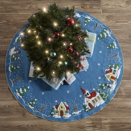 Bucilla Felt Tree Skirt Applique Kit 43" Round-Christmas Village - 89076E - 046109890760