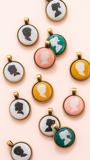 Maggie Holmes Heritage Charm Embellishments 6/Pkg-Epoxy & Metal - 350952