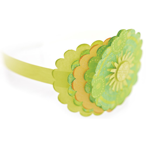 EK Large Punch-Scallop Circle 2.25" - E5430097