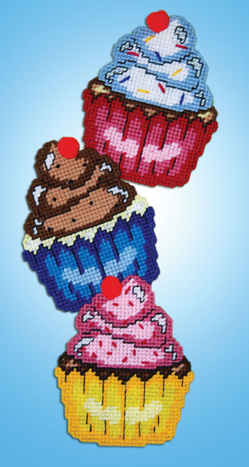 Design Works Plastic Canvas Kit 8"x17"-Cupcakes (7 Count) - 5A003N3G-1HJJX - 021465020419