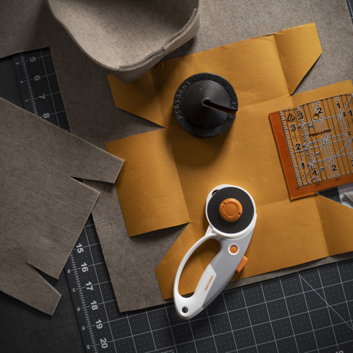Fiskars 45 & 60MM Easy Change Loop Rotary Cutter-Loop Rotary Cutter - 5A003KPR-1HG5P