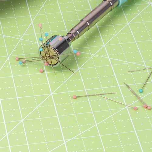 It's Sew Emma Sewing Magnet Mate-Extends to 30" - 5A003Q5H-1HKMC