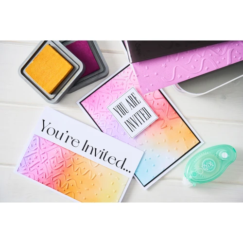 Sizzix Multi-Level Textured Impressions Embossing-Party Time - 5A003S5T-1HP0Z