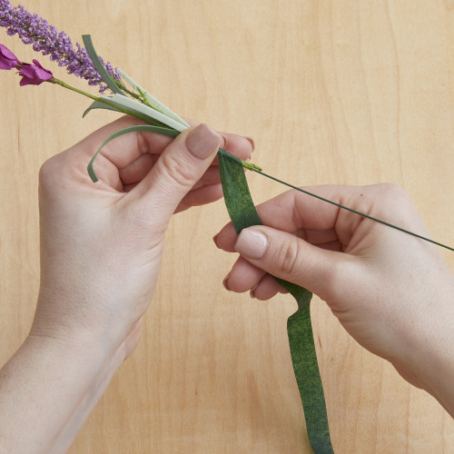 6 Pack - FloraCraft Floral Tape 0.5"X60'-Green - S9663 6 Pack - FloraCraft Floral Tape 0.5"X60'-Green - S9663