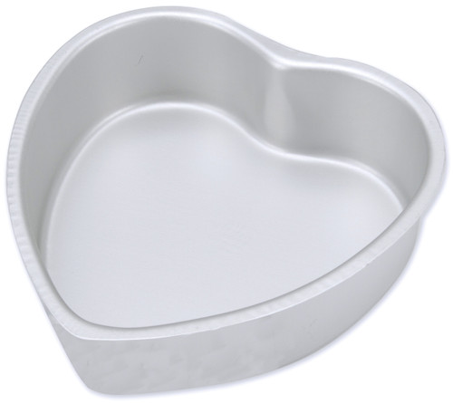 Wilton Decorator Preferred Cake Pan-Heart 6"X2" W600