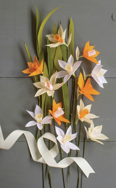 Lia Griffith Crepe Paper Flower Kit-Daffodil - LG40004