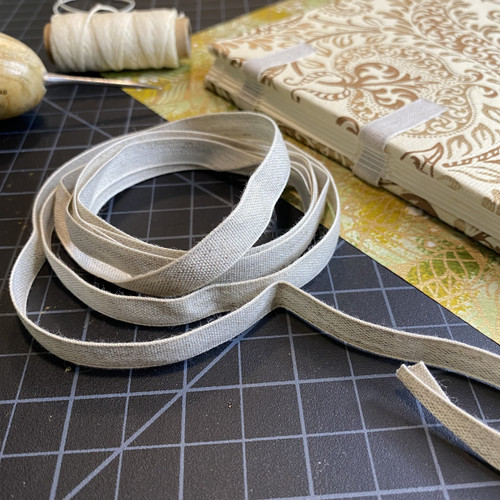 Lineco Binder's Thread 50 Yards-Irish Linen - 4020050 Lineco Binder's Thread 50 Yards-Irish Linen - 4020050