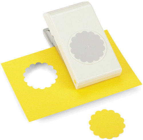 EK Large Punch-Scallop Circle, 1.75" - E5431009