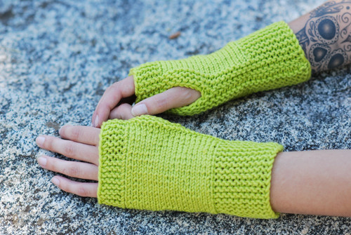 Authentic Knitting Board Loom Knitting Basics Kit- - KB4518 Authentic Knitting Board Loom Knitting Basics Kit- - KB4518