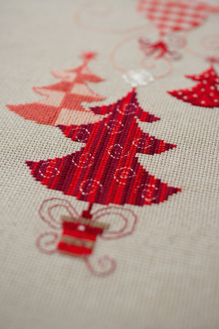 Vervaco Counted Cross Stitch Table Runner Kit 11.6"X40.8"-Red Christmas Decor (14 Count) - V0144712