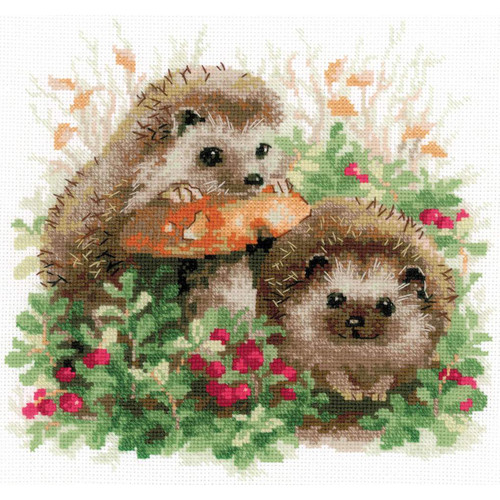 RIOLIS Counted Cross Stitch Kit 9.75"X9.75"-Hedgehogs In Lingonberries (14 Count) - R1469