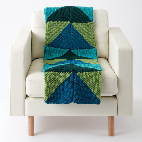 Caron One Pound Yarn-Grass Green - 294010-10620 Caron One Pound Yarn-Grass Green - 294010-10620