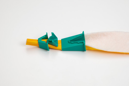 Clover Fabric Tube Maker- - 4022C Clover Fabric Tube Maker- - 4022C