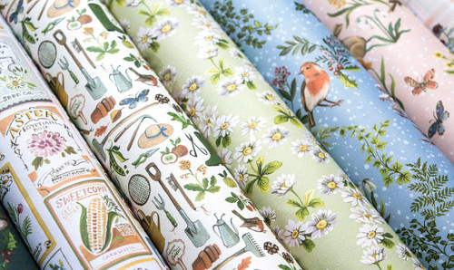 Craft Consortium Double-Sided Paper Pad 12"X12" 40/Pkg-Little Robin Redbreast - PAD040 Craft Consortium Double-Sided Paper Pad 12"X12" 40/Pkg-Little Robin Redbreast - PAD040