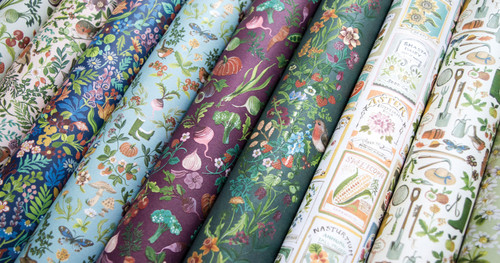 Craft Consortium Double-Sided Paper Pad 12"X12" 40/Pkg-Little Robin Redbreast - PAD040 Craft Consortium Double-Sided Paper Pad 12"X12" 40/Pkg-Little Robin Redbreast - PAD040