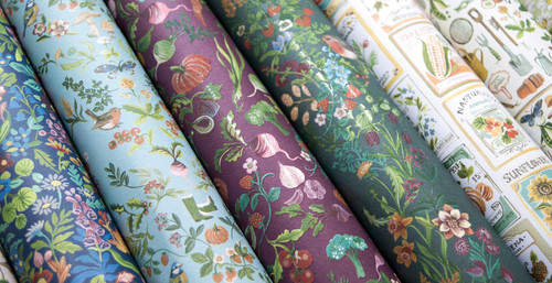 Craft Consortium Double-Sided Paper Pad 12"X12" 40/Pkg-Little Robin Redbreast - PAD040 Craft Consortium Double-Sided Paper Pad 12"X12" 40/Pkg-Little Robin Redbreast - PAD040