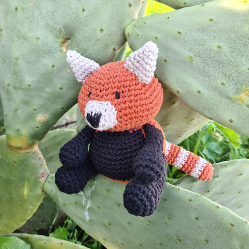 Hoooked Amigurumi DIY Kit W/Eco Barbante Yarn-Red Panda Ling - PAK333 - 8720629395340 Hoooked Amigurumi DIY Kit W/Eco Barbante Yarn-Red Panda Ling - PAK333 - 8720629395340