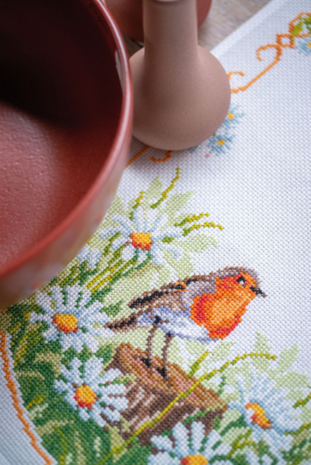Vervaco Counted Cross Stitch Table Runner Kit 12.8"X33.6"-Daisies and Robin on Aida (11 Count) V0021791 - 5413480611546