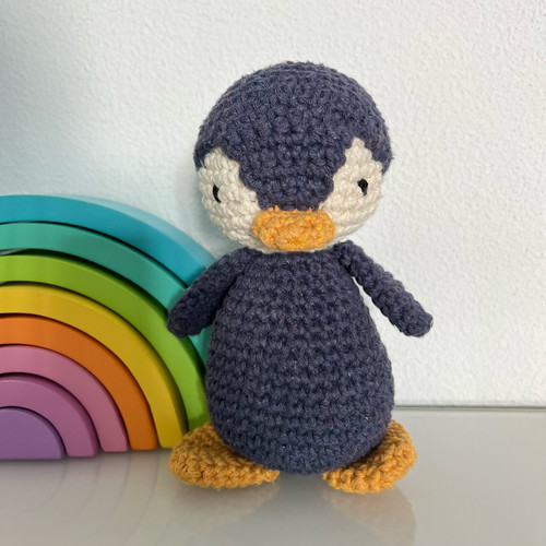 Hoooked Amigurumi DIY Kit W/Eco Barbante Yarn-Penguin Frosty PAK328 - 8720629395104