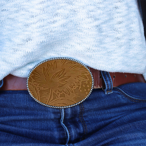 Realeather(R) Crafts Printed Leather Trim 9"X3"-Brown Floral - C0903303