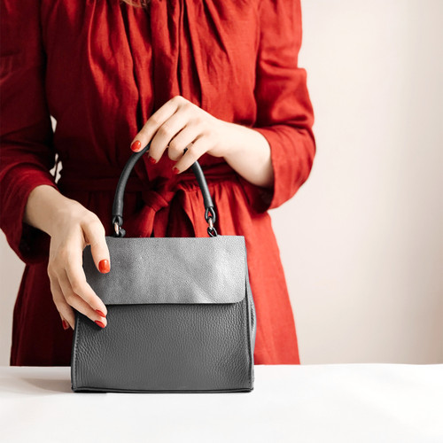 Realeather(R) Crafts Metallic Trim Piece 9"X3"-Silver - C090-92 Realeather(R) Crafts Metallic Trim Piece 9"X3"-Silver - C090-92