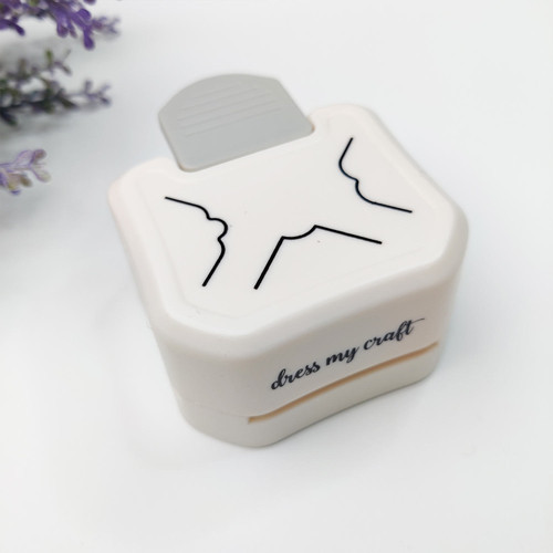 Dress My Craft 3 in 1 Paper Punch-Cloud Corner - DMCT5340 Dress My Craft 3 in 1 Paper Punch-Cloud Corner - DMCT5340