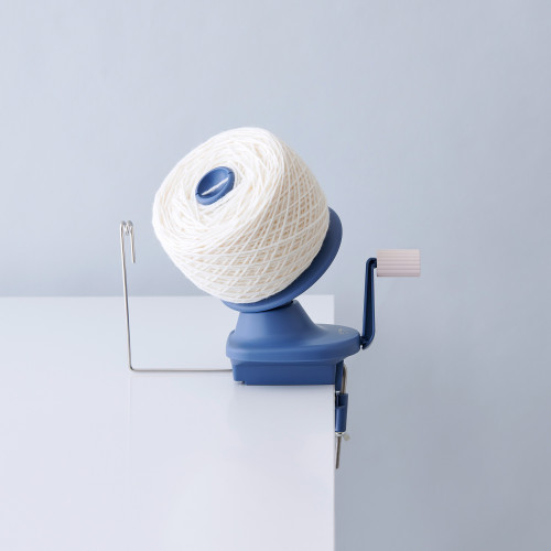 Clover Yarn Ball Winder-Blue 5A0023X6-1G742