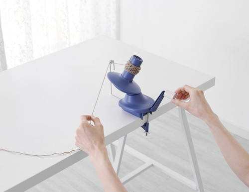 Clover Yarn Ball Winder-Blue 5A0023X6-1G742