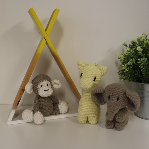 Hoooked Amigurumi DIY Kit W/Eco Barbante Yarn-Jungle Friends - 5A0023XC-1G744