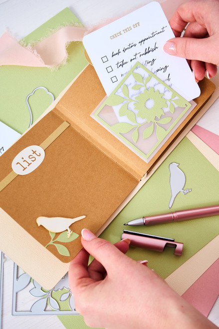 Sizzix Thinlits Die Set By Eileen Hull 10/Pkg-Floral Pocket And Paperclips - 5A002827-1GB4K