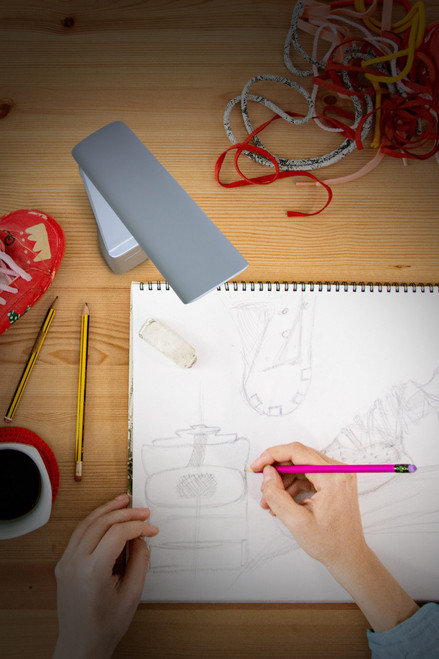 Daylight Smart Go Rechargeable Travel Lamp-White & Rose Gold - UN1370 Daylight Smart Go Rechargeable Travel Lamp-White & Rose Gold - UN1370