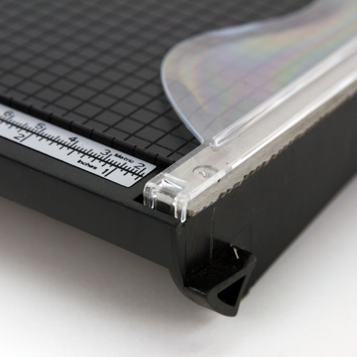 Tim Holtz Deckle Edge Trimmer-8.5" - 3561E Tim Holtz Deckle Edge Trimmer-8.5" - 3561E