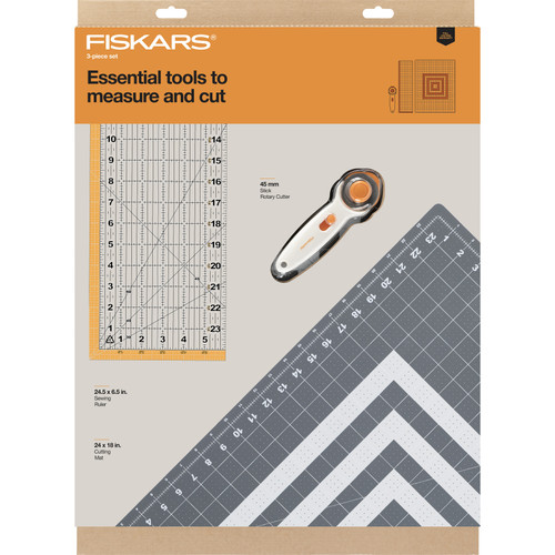 Fiskars Rotary Cutting Set 45mm-45mm Rotary Cutter, Mat & Ruler - 1066159 - 020335074606