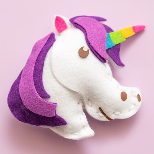 Colorbok Sew Cute! Felt Backpack Clip Kit-Unicorn - 74299