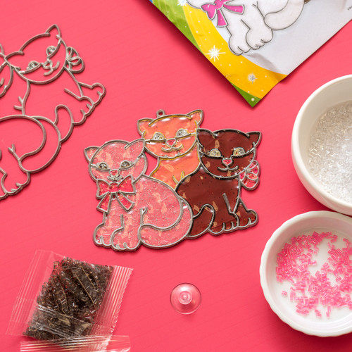 Colorbok Makit & Bakit Glittering Suncatcher Kit-3 Kittens - QM&BG-48946 Colorbok Makit & Bakit Glittering Suncatcher Kit-3 Kittens - QM&BG-48946