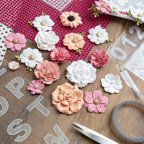 Craft Perfect Grad Flower Pack-White - 5A002ML2-1GNZX Craft Perfect Grad Flower Pack-White - 5A002ML2-1GNZX