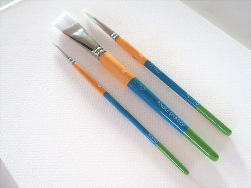 Princeton Snap! Golden Taklon Short Handle Brush-Angular Shader 3/4" Width - 5A002ZP0-1H136